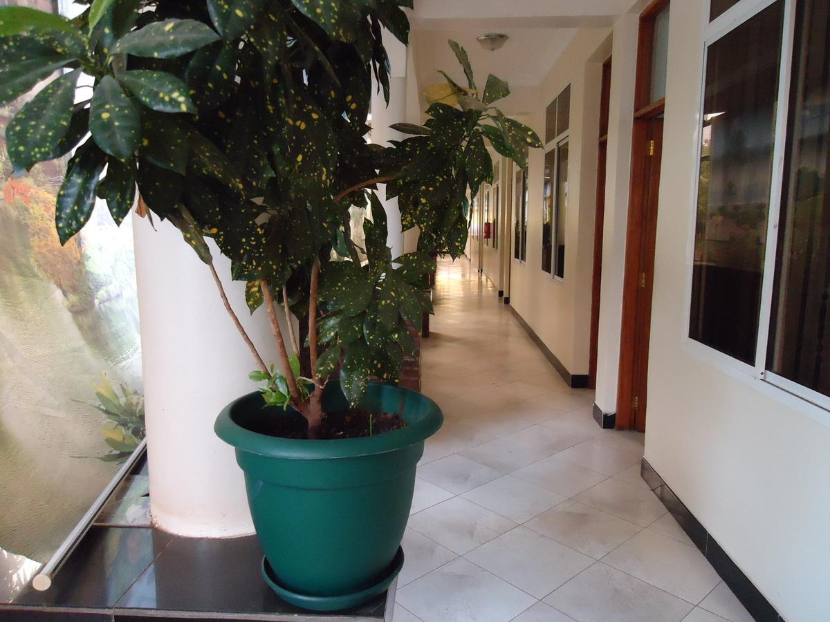 Snow View Hotel Boma la Ngombe Exterior foto